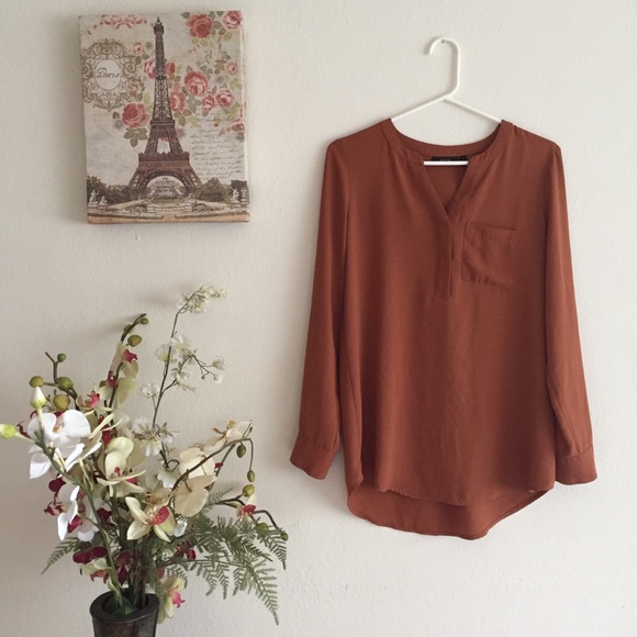 Apt. 9 Tops - Apt 9 Warm Brown Single Pocket Blouse Tunic